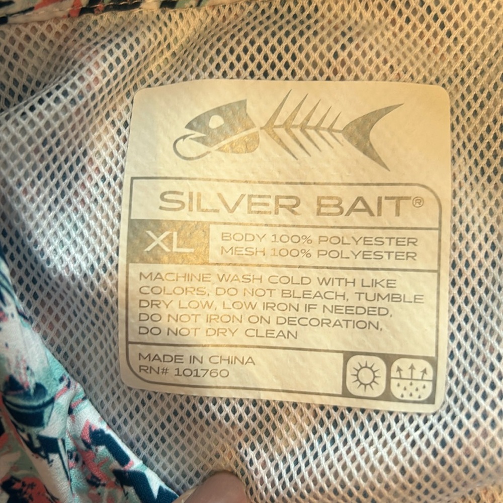 Silver Bait Button Up Sun Shirt - Picture 2 of 7